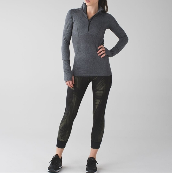 lululemon athletica Pants - Lululemon Fresh Mesh Run Crop Leggings Sz4 Wind Chill Fatigue Green Blck Pockets